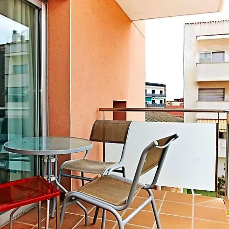 Szálloda Ginosi Basics Centric Apartel 4*