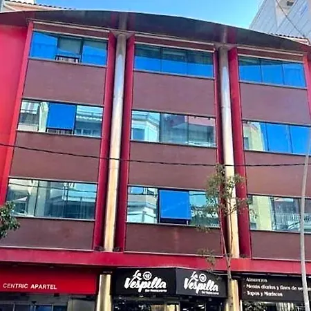 Szálloda Ginosi Basics Centric Apartel Castelldefels