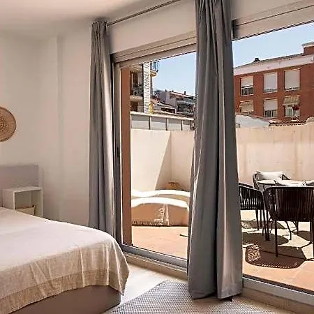 Ginosi Basics Centric Apartel 4*