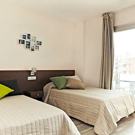 Hotel Ginosi Basics Centric Apartel
